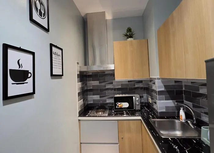 1-br Promo! In Makati - With Pool, Fast Wifi, Gym, Balcony Manila
