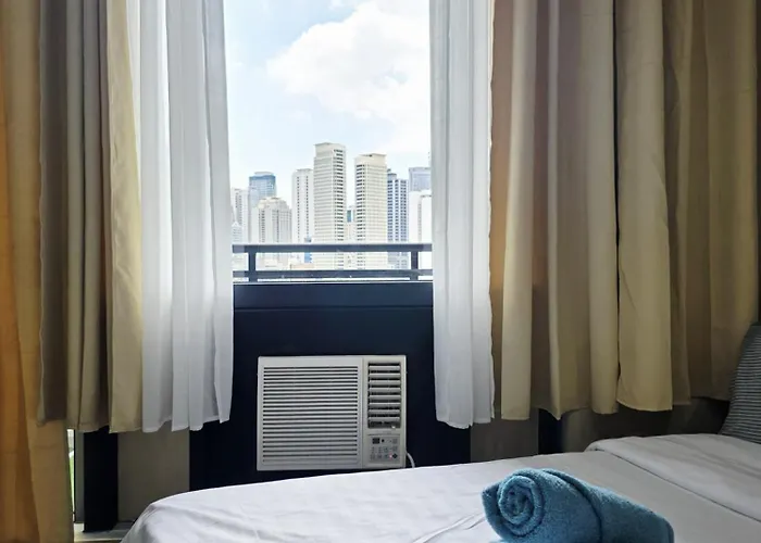 1-br Promo! In Makati - With Pool, Fast Wifi, Gym, Balcony Manila