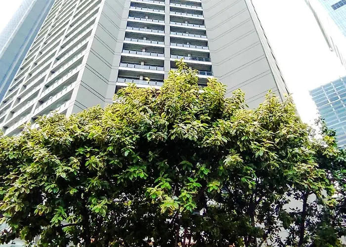 Apartment 1-br Promo! In Makati - With Pool, Fast Wifi, Gym, Balcony