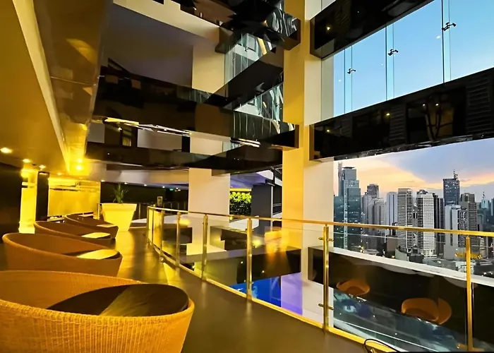 Apartment 1-br Promo! In Makati - With Pool, Fast Wifi, Gym, Balcony Manila